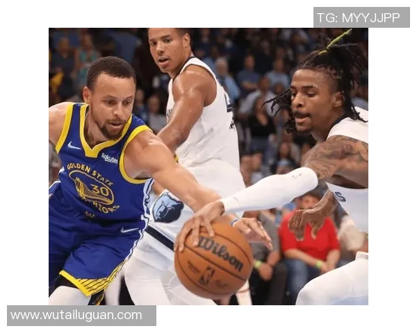 独行侠与勇士的巅峰对决央视直播精彩瞬间回顾与分析